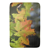 Kleurrijke herfstbladeren badmat (Voorkant Verticaal)