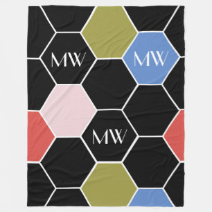 Kleurrijke hexagon in moderne kleuren met monogram fleece deken