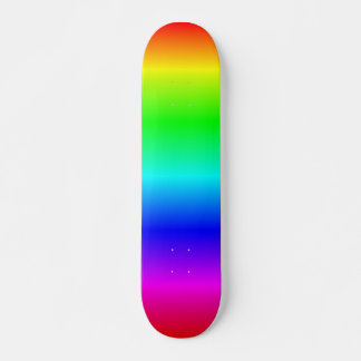 Kleurrijke houten hek planken regenboogskateboard skateboard