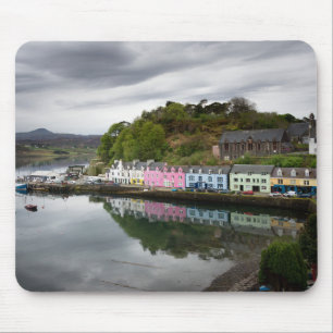 Kleurrijke huizen in Portree, Skye Muismat