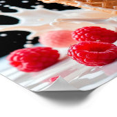 Kleurrijke Ice Cream Cone met Splashing Milk Poster (Hoek)