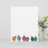 Kleurrijke kerstversiering (Staand voorkant)