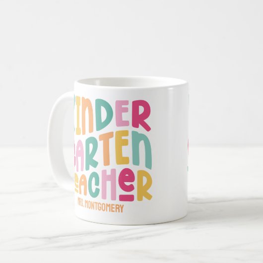 Kleurrijke kleuterleraar op maat koffiemok (Voorkant links)