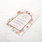 Kleurrijke lentebloemen Roos Gold Wedding Arch Folie Uitnodiging (Gedraaid)