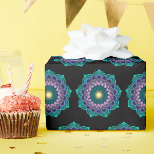 Kleurrijke Mandala op Zwarte Achtergrond Cadeaupapier