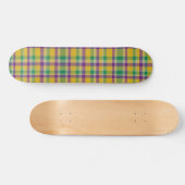 Kleurrijke Mardi Gras gingham patterned Skateboard (Horizontaal)