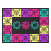 Kleurrijke Mexicaanse Papel Picado op zwart Tafelkleed (Voorkant (Horizontaal))