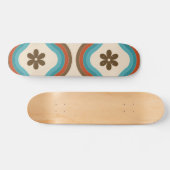 Kleurrijke middeleeuwse moderne regenboogterugloop skateboard (Horizontaal)