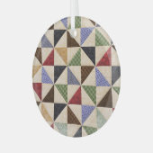 Kleurrijke Patchwork Quilt: Bloemtextuur. Glas Ornament (Voorkant links)