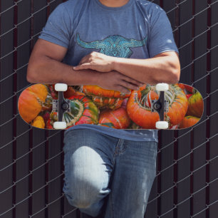 Kleurrijke pompoenen skateboard