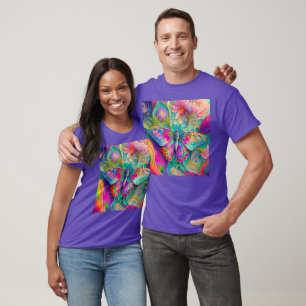 Kleurrijke psychedelische vlinder en bloemen t-shirt