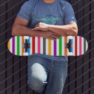 Kleurrijke Regenboog Strepen Lijnen Ontwerp - Wit  Skateboard