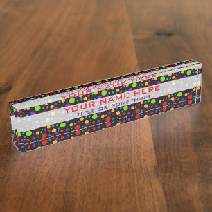 Kleurrijke regenboogpoka Dots Naambordje