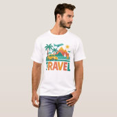 Kleurrijke Reis Vakantie Avontuur T-shirt (Voorkant volledig)