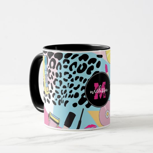 Kleurrijke Retro 1990's Nineties Patroon Monogram Mok (Voorkant links)