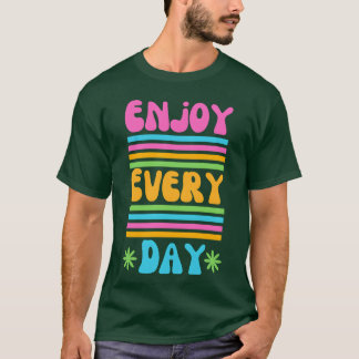 Kleurrijke Retro Esthetische Quote retro T-shirt