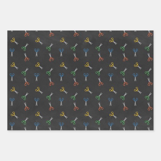 Kleurrijke schaar op het karton inpakpapier vel (Voorkant 2)