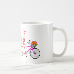 kleurrijke tandem fiets met schattige vogelfamilie koffiemok