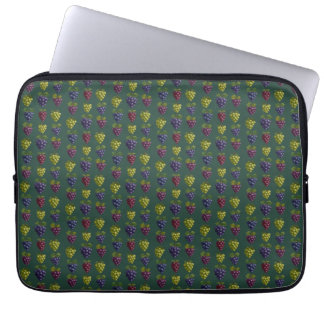 Kleurrijke trossen druiven laptop sleeve
