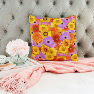 Kleurrijke Tuin met Madeliefjes - Fel Bloemendecor Kussen