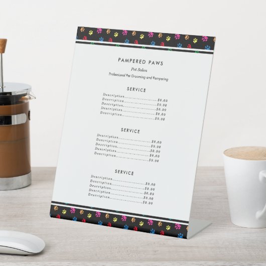 Kleurrijke verf drukt professioneel snoepgoed reclamebord met voetstuk (Insitu)