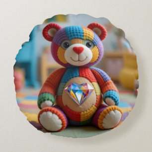 Kleurrijke vilten teddybeer rond kussen