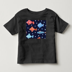 Kleurrijke vissen en parels op marineblauwe achter kinder shirts
