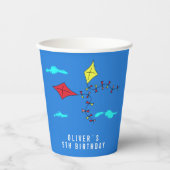 Kleurrijke vliegers in Blue Sky Kinderen van zater Papieren Bekers (Voorkant)