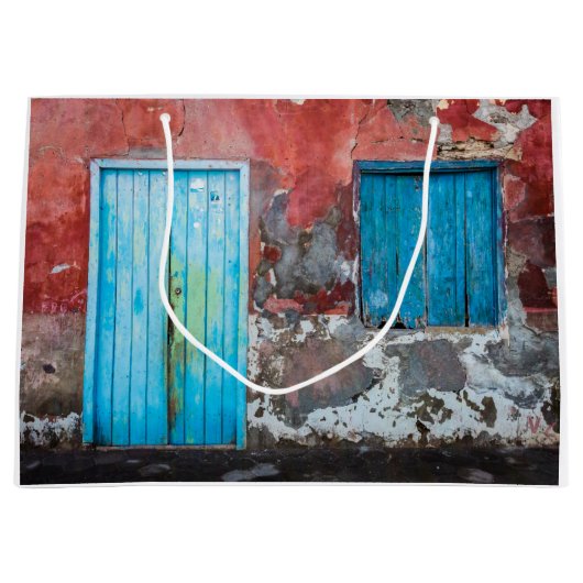 Kleurrijke wand, deur en sluitingen groot cadeauzakje (Voorkant)