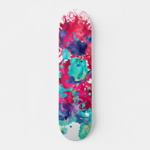 Kleurrijke waterverfspatten skateboard
