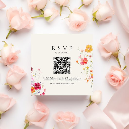 Kleurrijke Wildflower Cream QR Code Wedding RSVP Informatiekaartje