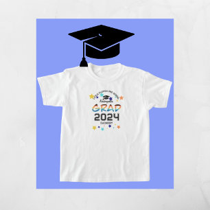 Kleuterschool AFSTUDEERDER aangepaste naam groep T-shirt