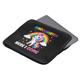 Kleuterschool hier kom ik eenhoorn terug naar sch Laptop Sleeve