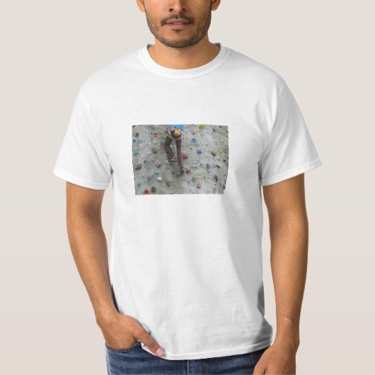 Klimming aan de muur t-shirt (Voorkant)