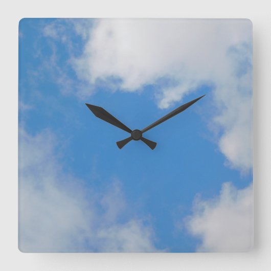 KLOKKUNST EN DESIGN VIERKANTE KLOK (Voorkant)