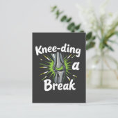 Knie-ding een breuk grappige knie vervanging briefkaart (Staand voorkant)