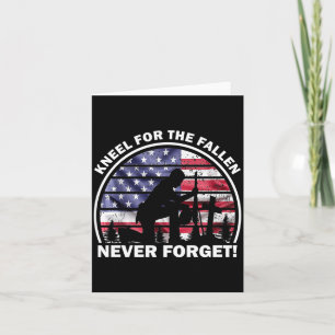 Kniel Voor De Gevallenen Vergeet Amerikaanse Vlag Kaart