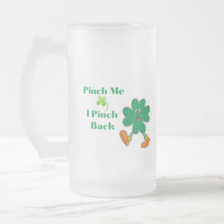 Knijp me, ik knijp terug op een matglas bierpul