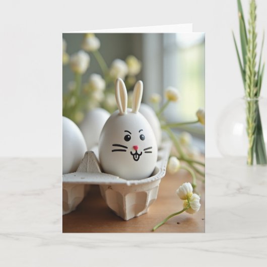 Knipogende Paascadeauscènekaart Kaart (Voorkant)