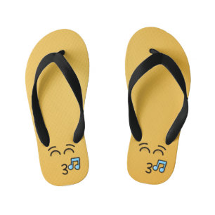 Knipperend gezicht met glimlachende ogen kinder teenslippers