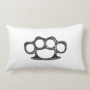 KNUCKLEN NAAR HET HOOFD KUSSEN