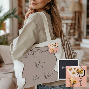 Knuffel Baby Konijn En Zonnebloem Knop Vierkante Button 5,1 Cm