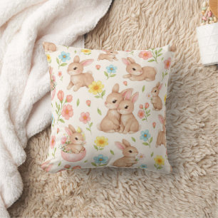 Knuffel Konijn & Lente Bloemen Patroon in Waterver Kussen