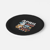 Knuffels, natte neuzen en voorjaarsvibes - speels  papieren bordje (Gekanteld)