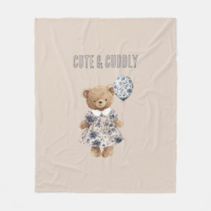 Knuffige teddybeer in blauwe bloemjurk fleece deken