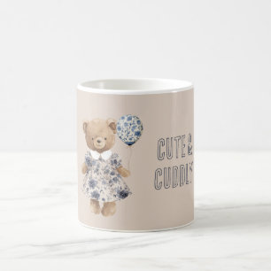 Knuffige teddybeer in blauwe bloemjurk koffiemok