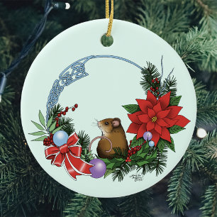 Knus feestelijke illustratieve Kerstmuis Krans Keramisch Ornament