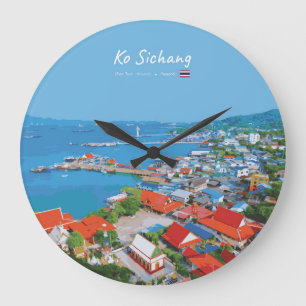 Ko Sichang, Thailand - Levendig Havenzicht Grote Klok