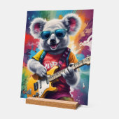 Koala jouant de la guitare, du graffiti (Angle)