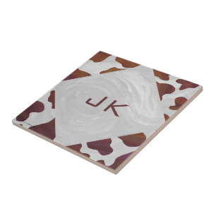 Koe bruin en wit monogram tegeltje